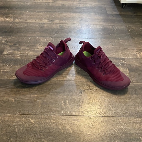 Nike Free Maroon Shoes SZ 9 - Picture 6 of 9